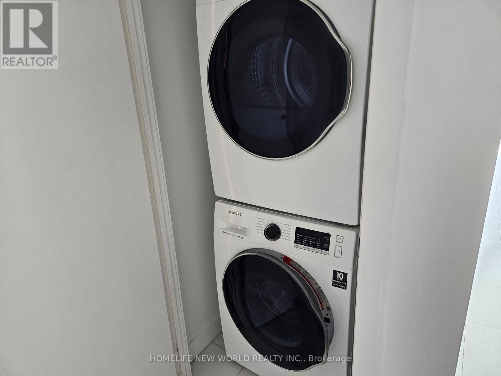 1312 - 10 DE BOERS DRIVE, Toronto (York University Heights) — photo 8