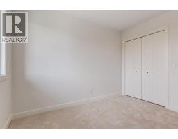 864 Sora Boulevard Se, Calgary, AB T3S0M1 Photo 11
