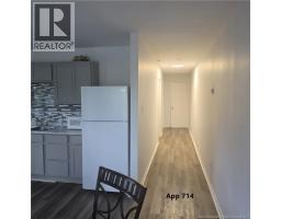 710-716 College Street, photo 3