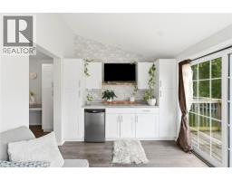Eat in kitchen - 283 Fennel Street, Plattsville, ON N0J1S0 Photo 11