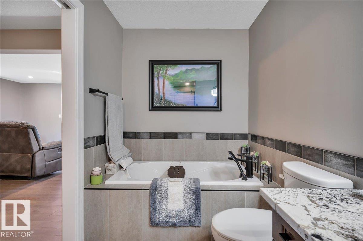 #145 52311 RGE ROAD 223 - 54