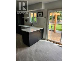 12261 Saunders Crescent, Summerland