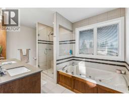 4pc Bathroom - 9956 Patton Road Sw, Calgary, AB T2V5E8 Photo 18