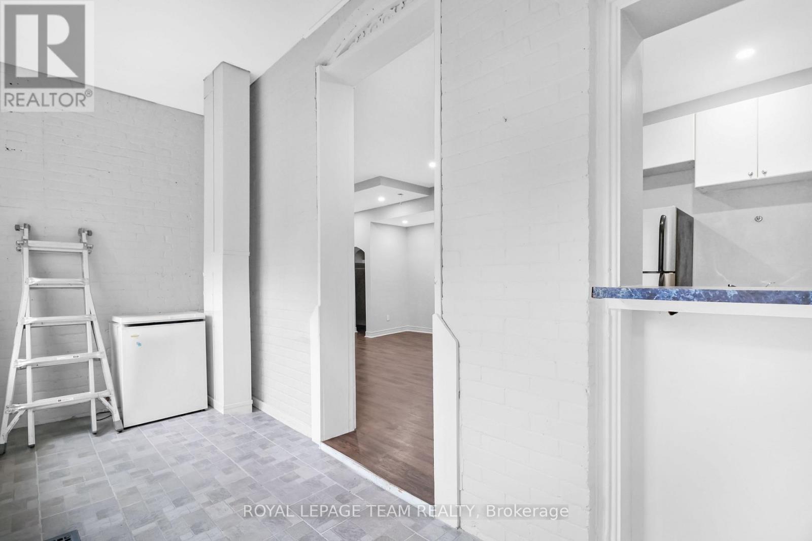 1 - 11 FAIRMOUNT AVENUE photo 16