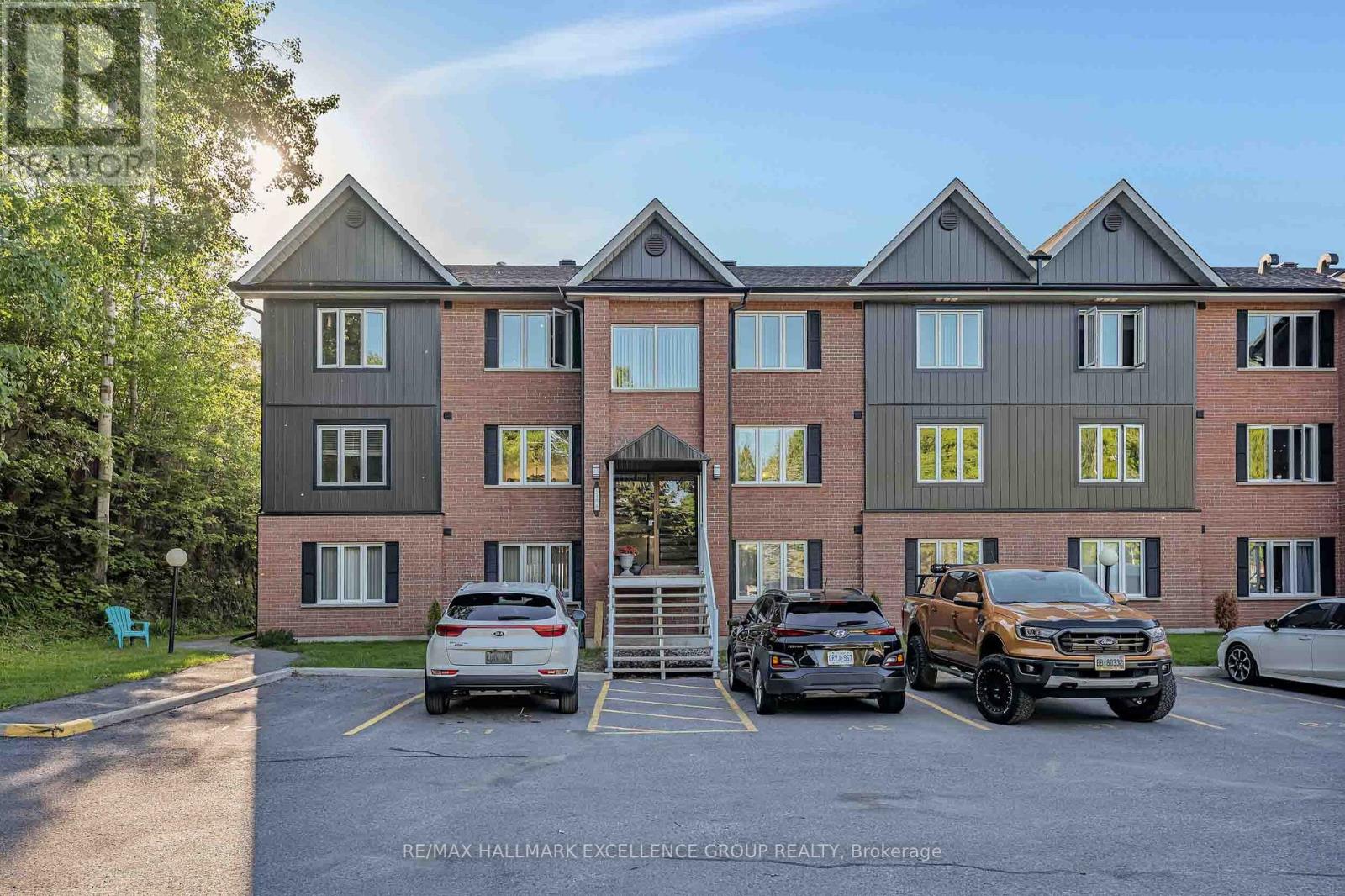 4A - 216 EDWARDS STREET, Clarence-Rockland