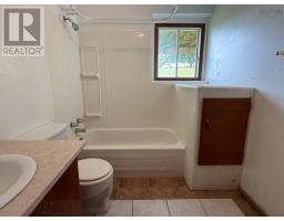 660 Highway 2, Stewiacke, NS B0N2J0 Photo 38