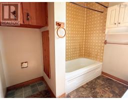660 Highway 2, Stewiacke, NS B0N2J0 Photo 24