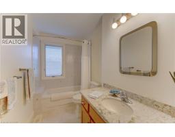 298 Roxton Drive, Waterloo, ON N2T1R5 Photo 21