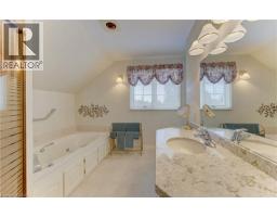 298 Roxton Drive, Waterloo, ON N2T1R5 Photo 20