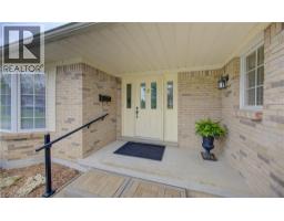298 Roxton Drive, Waterloo, ON N2T1R5 Photo 31