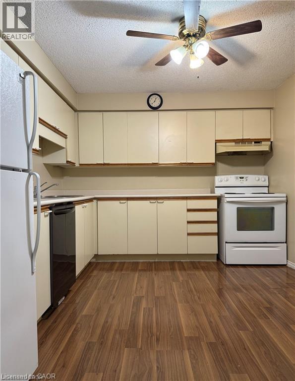 55 GREEN VALLEY Drive Unit# 1606, Kitchener — photo 6