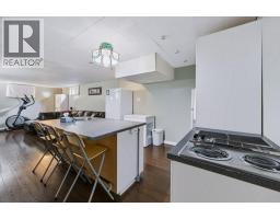 1012 Raynard Crescent SE - photo 19