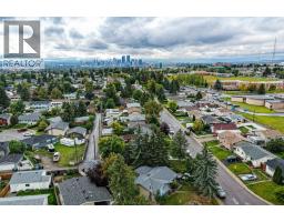 1012 Raynard Crescent SE - photo 39