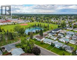 1012 Raynard Crescent SE - photo 38