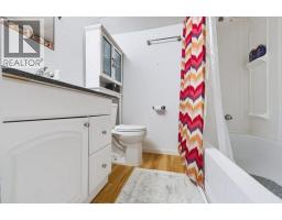 1012 Raynard Crescent SE - photo 27