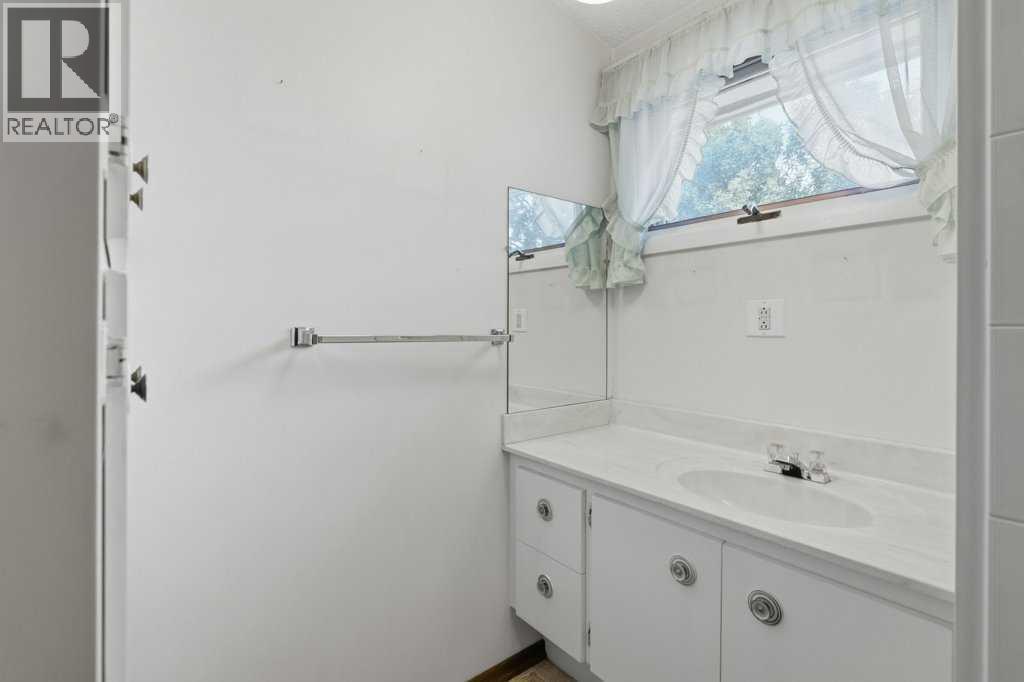 12003 Cannes Road SW - photo 29
