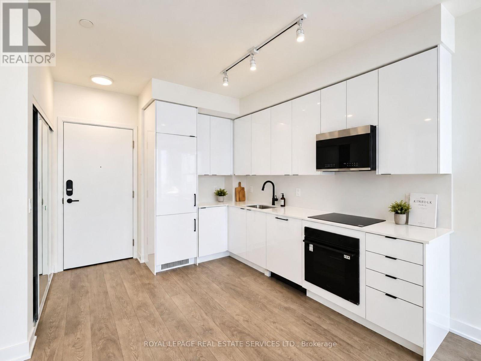 #2106 225 Malta Avenue, Brampton (Fletcher's Creek South), Ontario, L6Y6L6, Brampton (Fletcher's Creek South), Ontario — photo 2 of 5