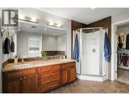 3pc Bathroom - 1410 38 Street Sw, Calgary, AB T3C1T5 Photo 15
