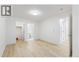 103 689 Bay St, Victoria, BC V8T2H1 Photo 17
