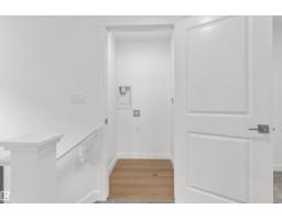 924 18 Av Nw, Edmonton, AB T6T2X4 Photo 21