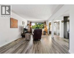Den - 5635 Travis Crescent Ne, Calgary, AB T2K3W1 Photo 7