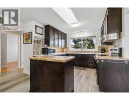 3pc Bathroom - 5635 Travis Crescent Ne, Calgary, AB T2K3W1 Photo 10