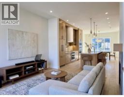 Foyer - 1632 21 Avenue Nw, Calgary, AB T2M1M1 Photo 6