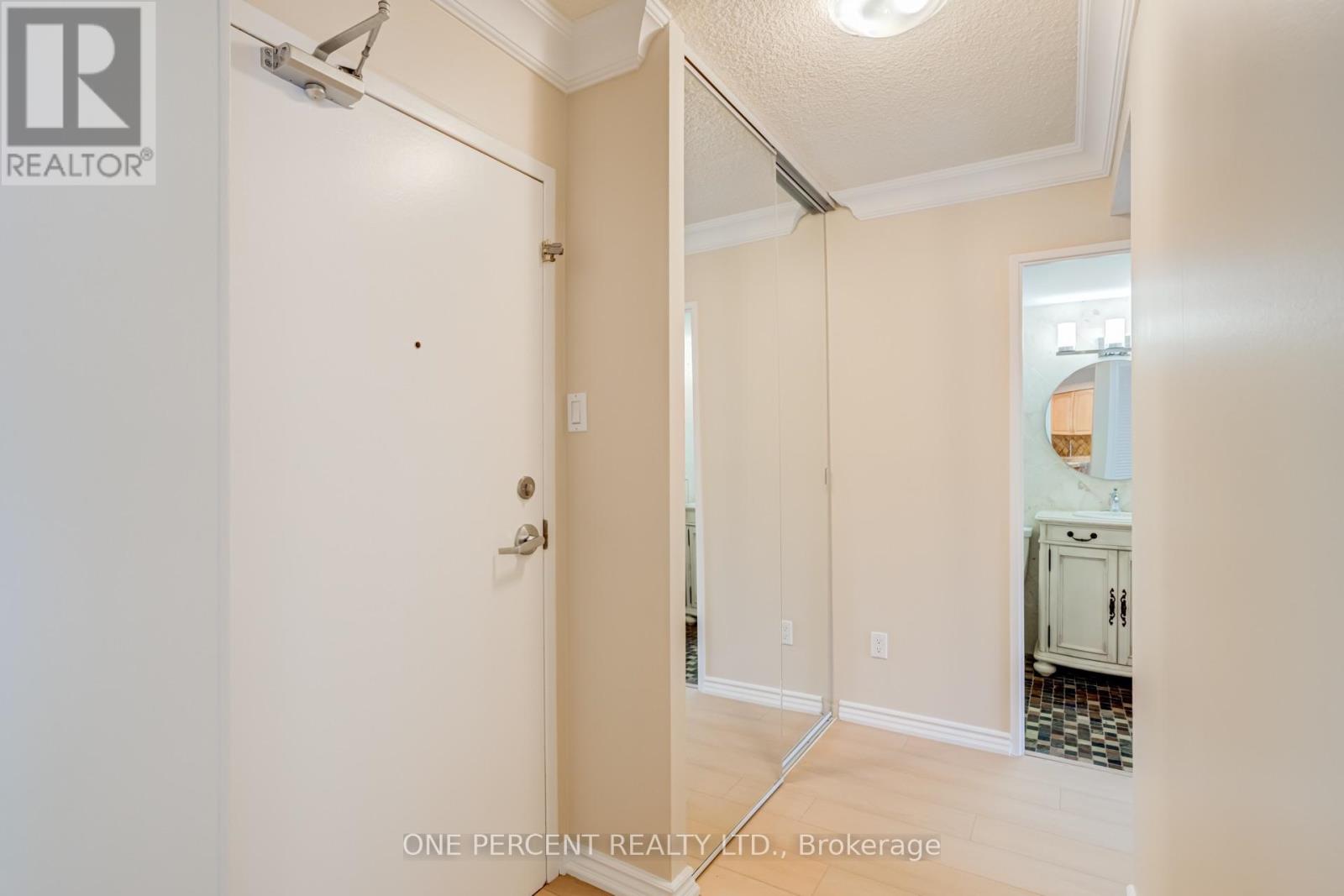 302 - 40 BAIF BOULEVARD, Richmond Hill (North Richvale) — photo 7