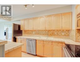 302 - 40 Baif Boulevard, Richmond Hill, ON L4C5M9 Photo 14
