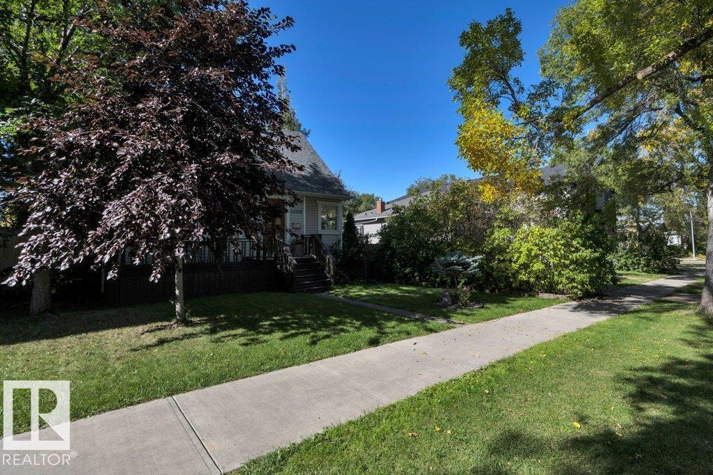 12130 123 St NW photo 2 — MLS® E4509652