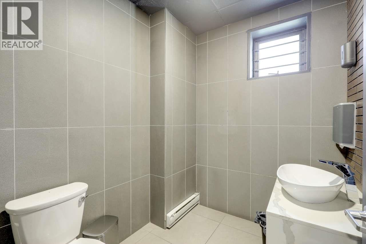 Photo of 1232 ROBSON STREET 16