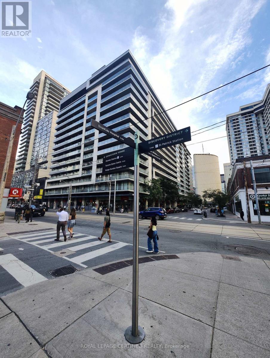 552 - 111 ELIZABETH STREET, Toronto (Bay Street Corridor) — photo 2