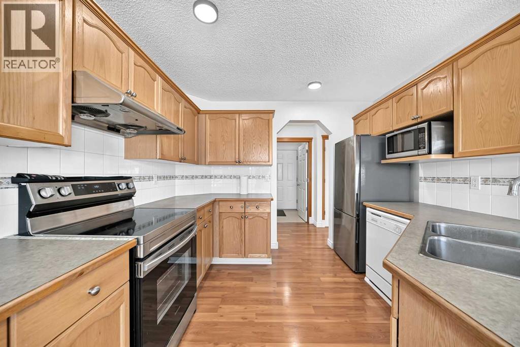 193 Covewood Green NE, Calgary, Alberta, T3K5G6 — thumbnail 10