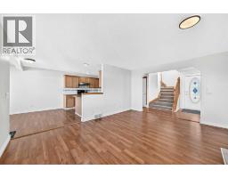 Primary Bedroom - 193 Covewood Green Ne, Calgary, AB T3K5G6 Photo 7
