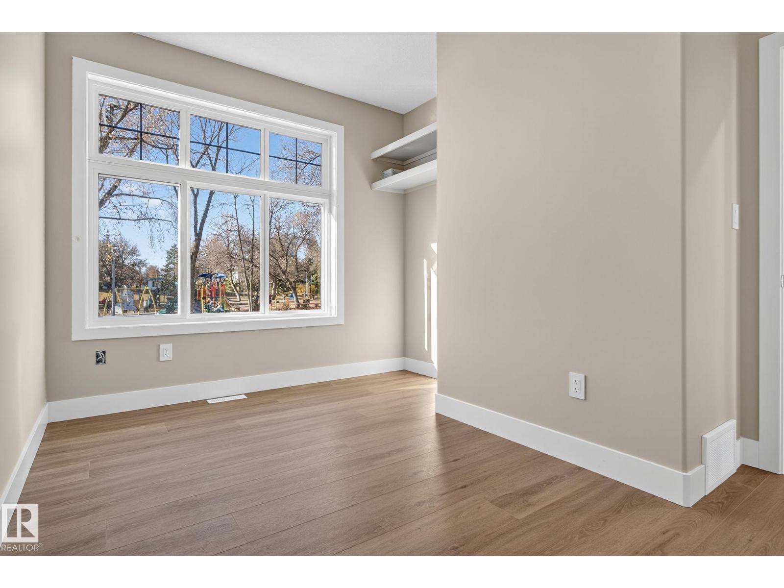 9736 73 AV NW - Image 13
