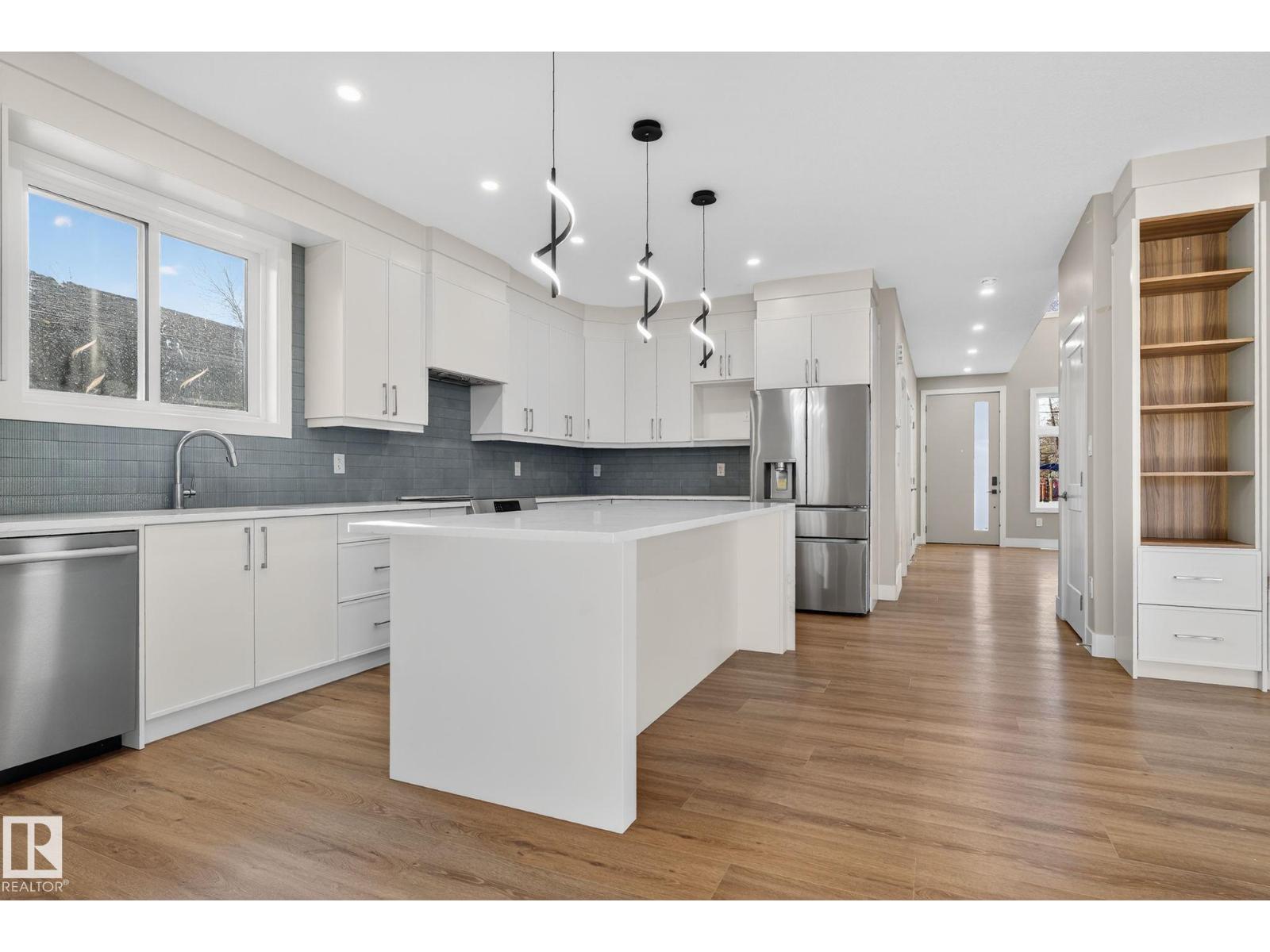9736 73 Avenue NW, Ritchie — new house, photo 9