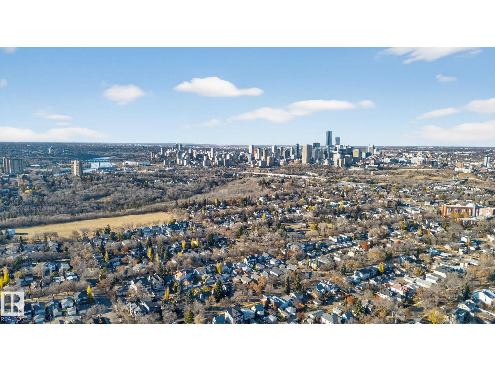 9736 73 AV NW - 44