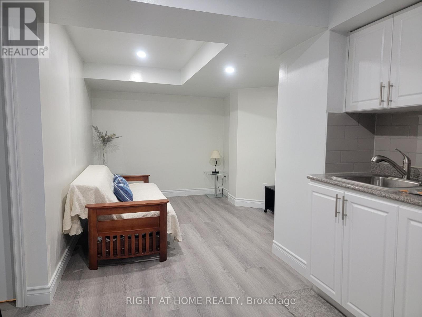 BASEMENT - 70 LIPTON CRESCENT, Whitby (Pringle Creek) — photo 5