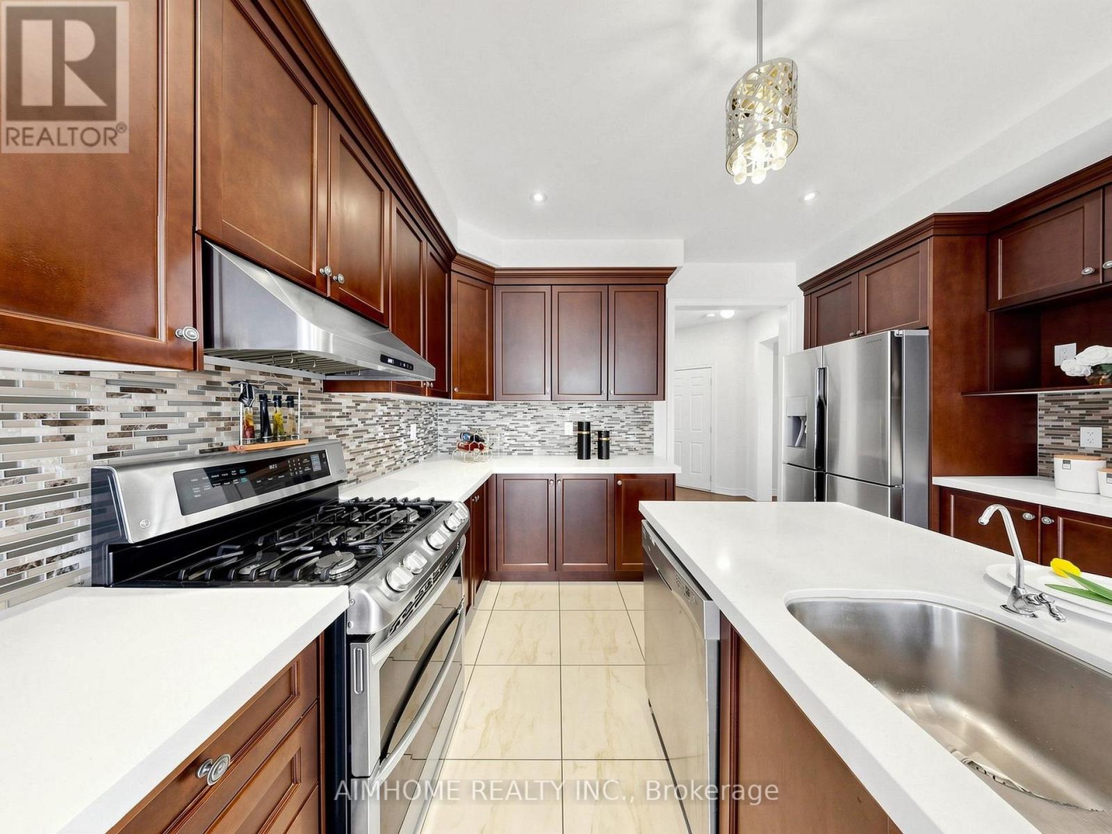 664 MCGREGOR FARM TRAIL, Newmarket (Glenway Estates) — photo 9