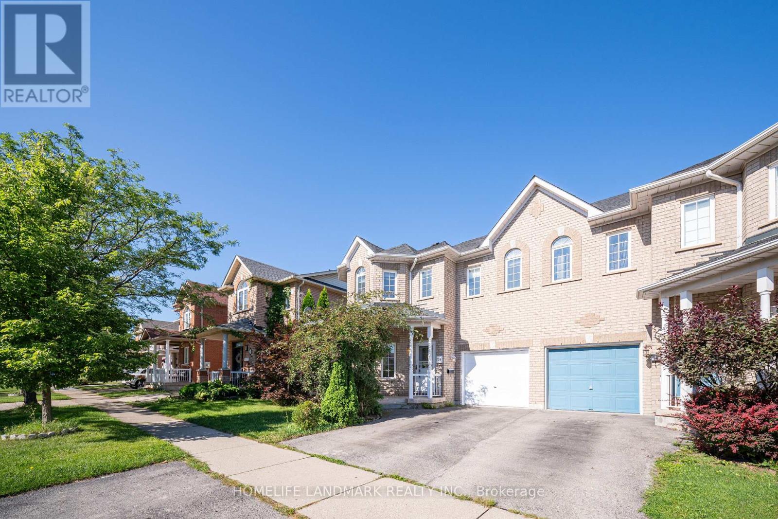 33 TITAN DRIVE, Hamilton (Stoney Creek) — photo 2
