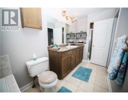 3355 Fountain Park Avenue, Mississauga, ON L5M7E2 Photo 12