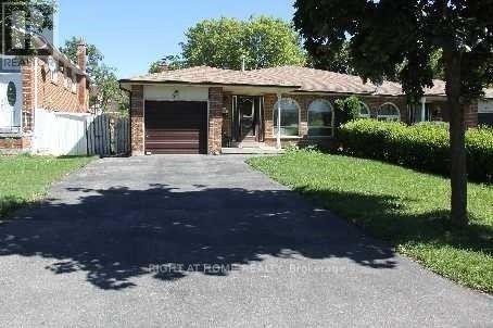 31 MANITOU CRESCENT, Brampton (Central Park)
