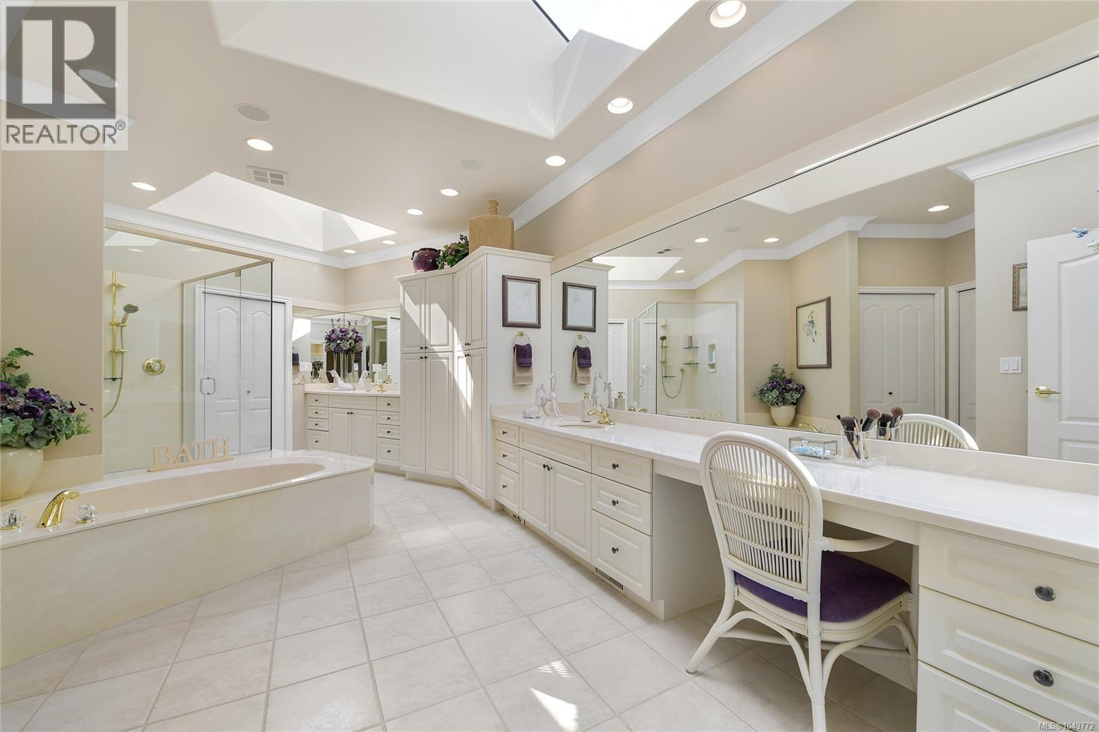4532 Gordon Point Dr - 47