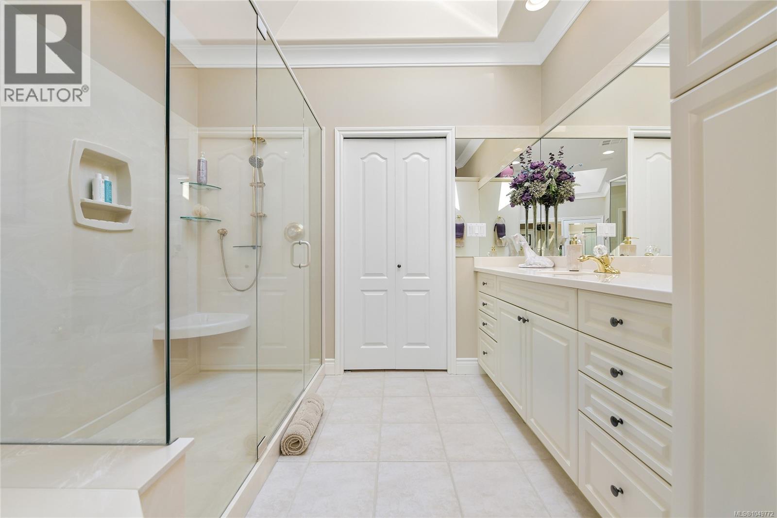 4532 Gordon Point Dr - Image 48