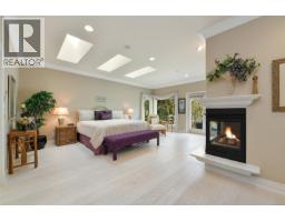 4532 Gordon Point Dr, Saanich, BC V8N6L2 Photo 38