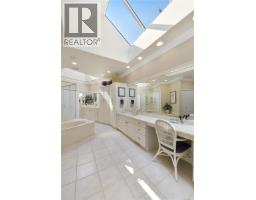 4532 Gordon Point Dr, Saanich, BC V8N6L2 Photo 42