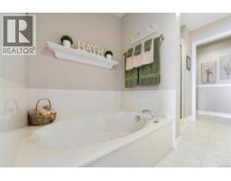 4532 Gordon Point Dr, Saanich, BC V8N6L2 Photo 43