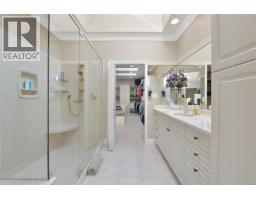 4532 Gordon Point Dr, Saanich, BC V8N6L2 Photo 46