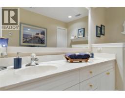 4532 Gordon Point Dr, Saanich, BC V8N6L2 Photo 70