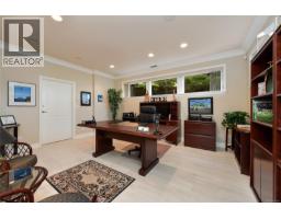 4532 Gordon Point Dr, Saanich, BC V8N6L2 Photo 73